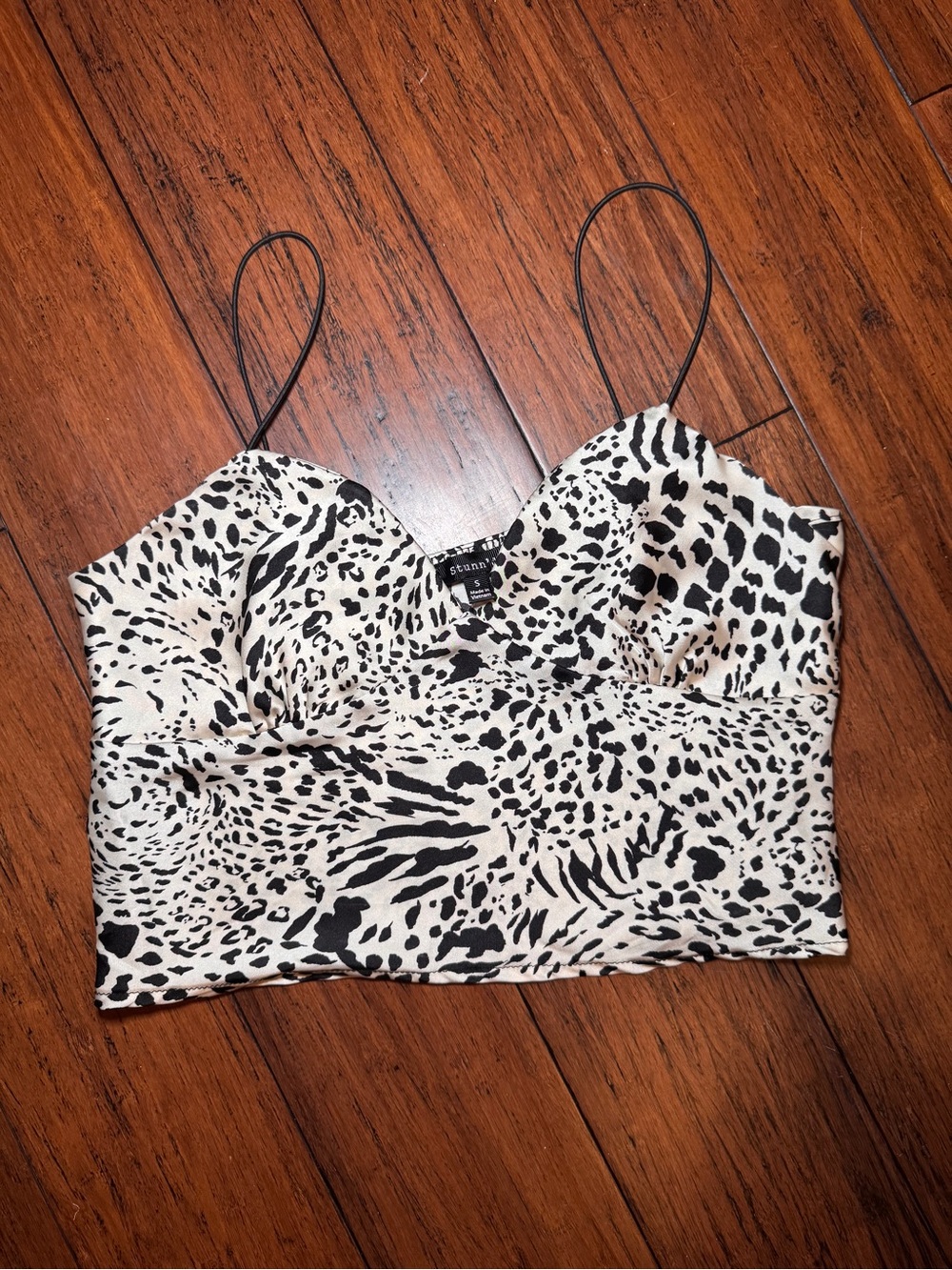 NWOT Stunn’d Animal Print Satin Crop Top S